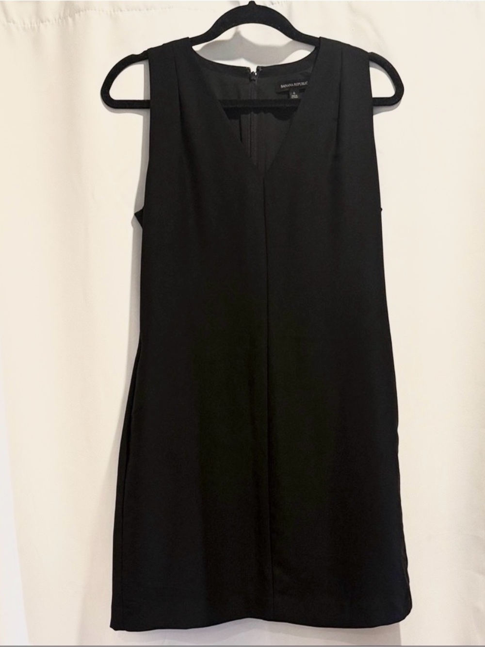 Banana Republic Sleeveless Black Dress